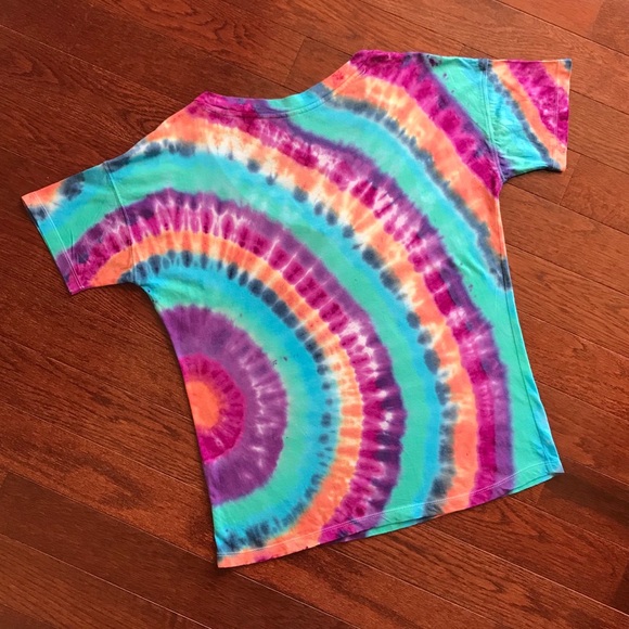 Tie Dye Modal Blend V-Neck Tee - Picture 2 of 3